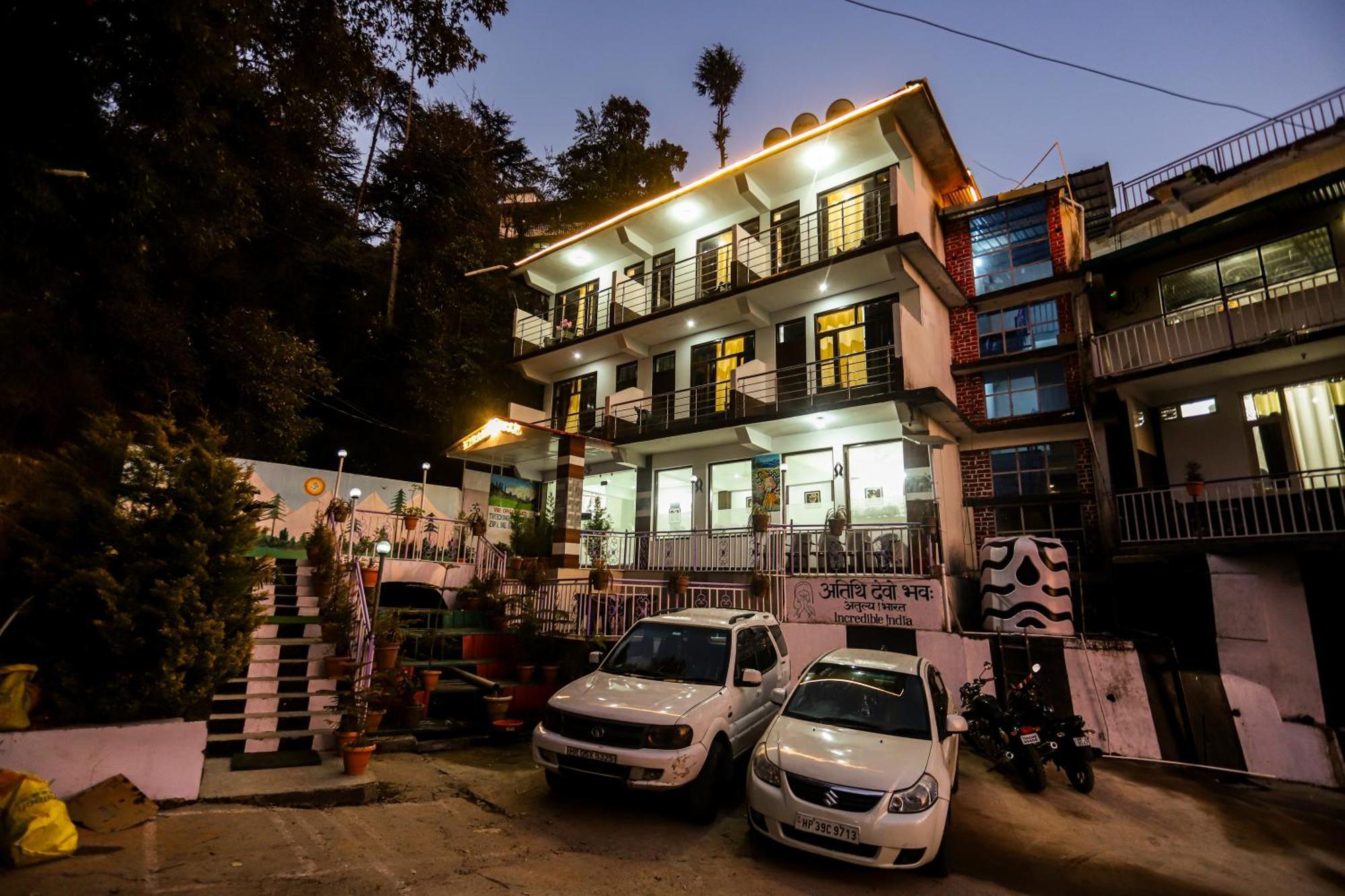 Mirage Grand Hotel McLeod Ganj Exterior photo